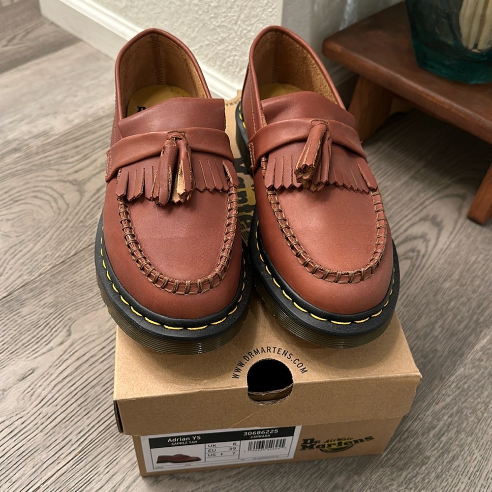 Dr. Martens Adrian YS Saddle Tan Size 39 EU